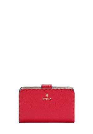 Portafoglio in pelle rossa con superficie testurizzata, dettagli con logo dorato e chiusura a scatto. Forma rettangolare con angoli arrotondati.
