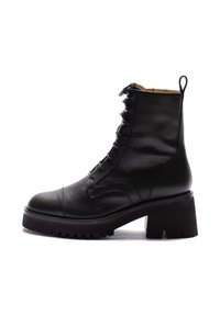 Unausgewählt, black