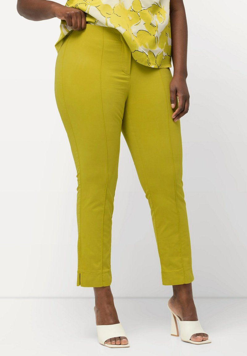Ulla Popken CIGARETTE PINTUCK ELASTIC WAISTBAND - Kalhoty - pistachio