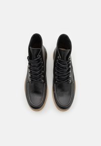 Zign Stivaletti stringati - black