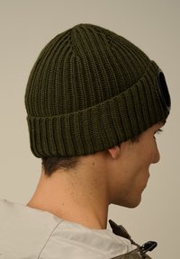 C.P. Company ZOCCOTTO GOGGLE - Berretto - ivy green