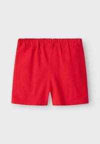 Shorts en coton rouges avec une taille élastique, présentant un design simple, une coupe droite et des bords ourlés. Sans motifs ni accents supplémentaires.