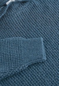 Next Vesta - blue