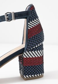 Marco Tozzi Riemensandalette - navy metallic