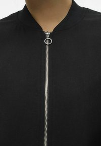 Vero Moda Bomber bunda - black