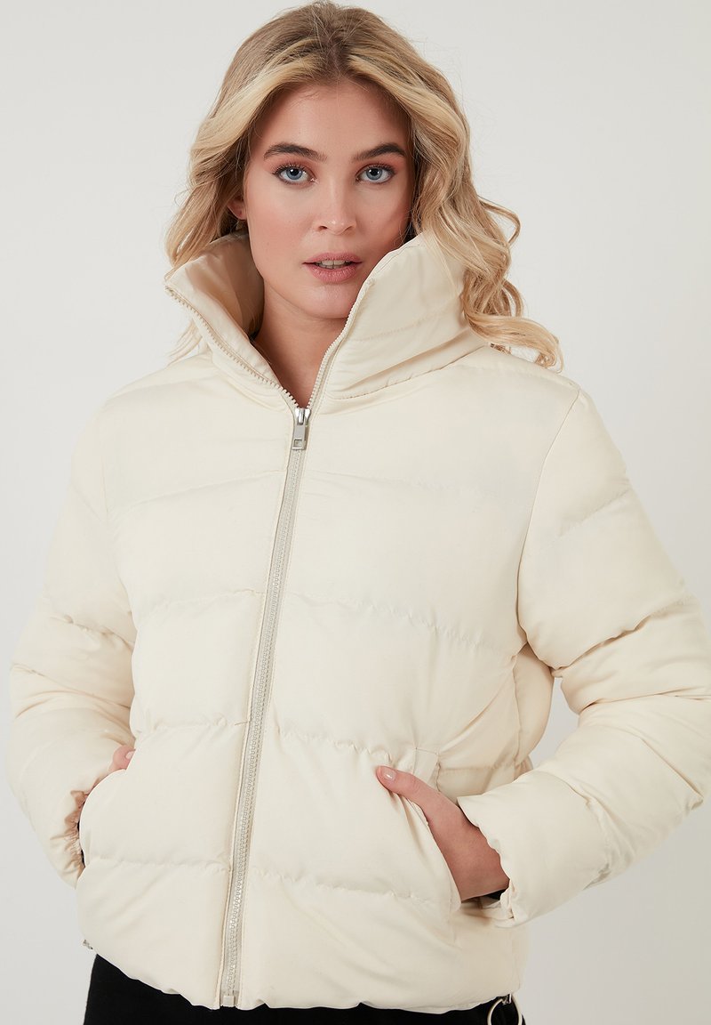 LELA REGULAR FIT - Zimná bunda - ecru