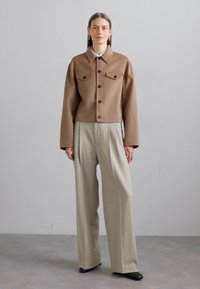 Filippa K SHORT JACKET - Nyári dzseki - dark khaki
