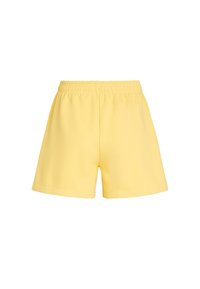 Pantaloni corti gialli in cotone con vita elastica, caratterizzati da una vestibilità rilassata e una texture liscia. Le rifiniture dell'orlo sono semplici e pulite.