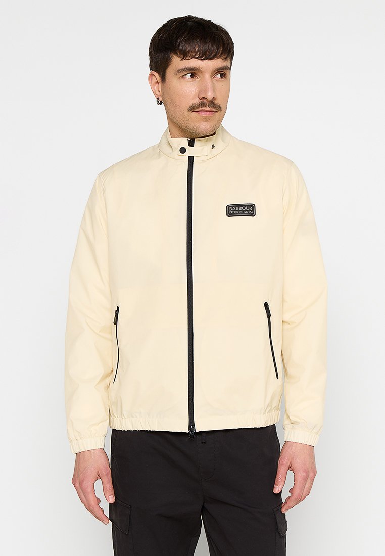 Barbour International Lichte jas zandkleur