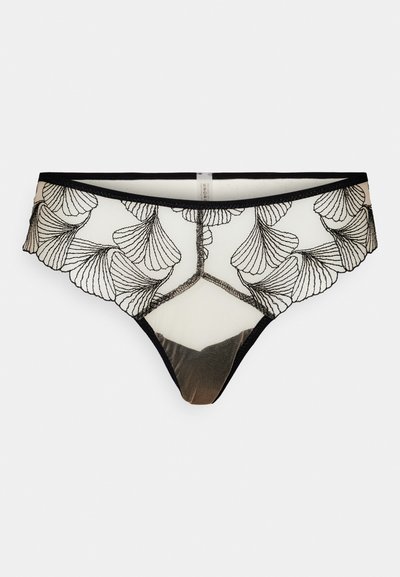 Čierne čipkované tangá s priehľadným panelom s listovým vzorom, čiernym elastickým pásom a jemnou nahou podšívkou.