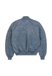Svetlomodrá bomber bunda s rebrovaným golierom, elastickými manžetami a pásom. Hladká tkanina s mierne lesklou textúrou, s vreckom na ľavom rukáve.