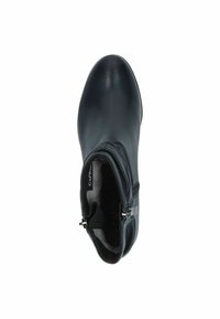 Botín negro de cuero hasta el tobillo con punta redondeada, cremallera lateral y forro interior suave. Diseño elegante con textura lisa y hardware mínimo.