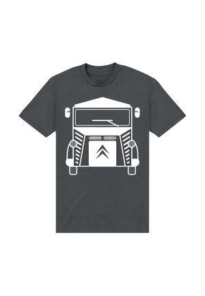 Mørk grå t-shirt med et hvidt grafisk design af en lastbil set forfra, der fremhæver forlygter, grill og motorhjelmsdetaljer.
