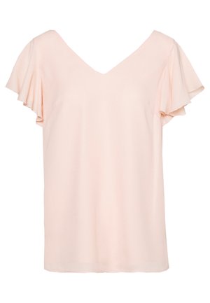 Lichtroze blouse met v-hals, korte gerimpelde mouwen, zachte textuur en losse pasvorm. Eenvoudig ontwerp zonder extra patronen of accenten.