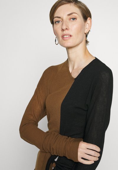 Rejina Pyo DARI DRESS - Φόρεμα-πουλόβερ - black