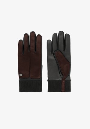 Gants en cuir marron avec des accents noirs. Poignet côtelé, design à cinq doigts, et une patch en cuir texturé contrastant sur la paume.