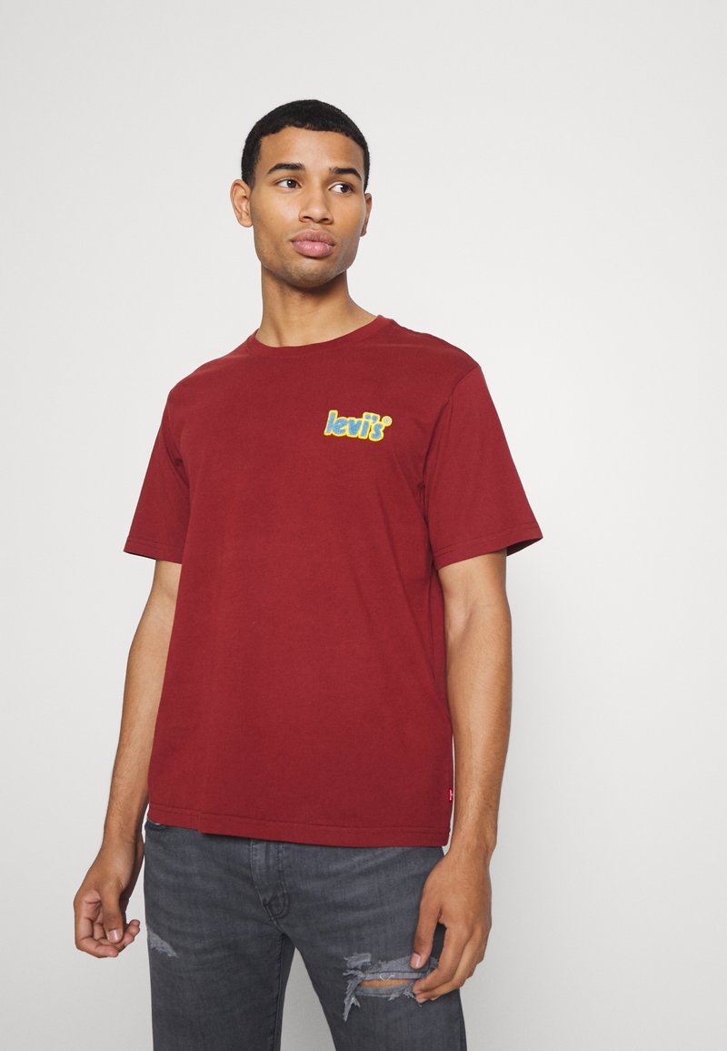 Levi's® RELAXED FIT - T-shirt estampada - poster fired brick