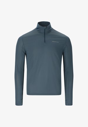 Dunkelblauer Pullover mit langen Ärmeln aus leichtem Material. Mit einem Viertelreißverschluss und hohem Kragen. Dezentes Logo auf der Brust.