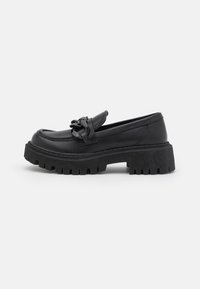Bullboxer Loaferit/pistokkaat - black