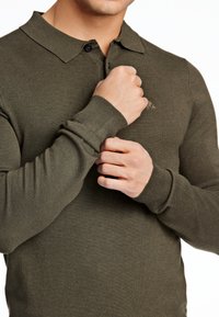 Lindbergh LONG SLEEVE  - Pikeepaita - army mel