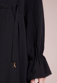 Patrizia Pepe Freizeitkleid - black