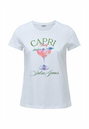 T-shirt bianca a maniche corte con la scritta "CAPRI Italy" e "Salsa Jeans", con un'illustrazione di un bicchiere da cocktail rosa con erbe.