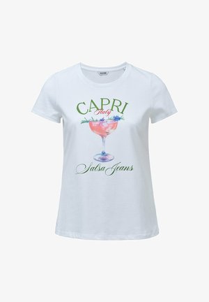T-shirt bianca a maniche corte con la scritta "CAPRI Italy" e "Salsa Jeans", con un'illustrazione di un bicchiere da cocktail rosa con erbe.