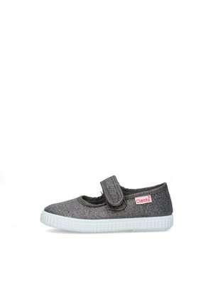 Scarpa Mary Jane grigio scuro per bambino con suola in gomma bianca e cinturino regolabile con velcro, etichettata "Cienta" sul lato.