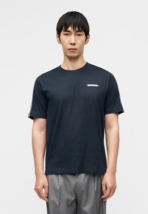 TRAIN LOGO SERIES MAN TEE TAPE  - Camiseta básica - blue