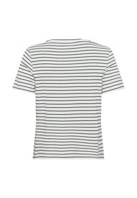 Witte t-shirt met korte mouwen en donkere blauwe horizontale strepen. Zacht katoenmateriaal, ronde halslijn en zijsplitten bij de zoom.