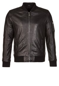Zwarte leren bomberjack met ribgebreide manchetten en onderkant, voorzien van een ritssluiting aan de voorkant, zijzakken en een ritszak op de arm.