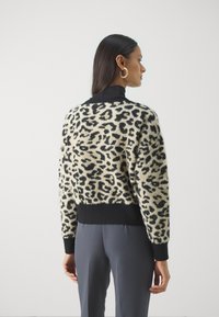 Morgan JACOB - Gilet - multicooured