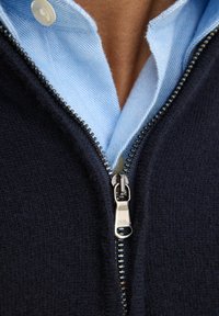 Oscar Jacobson JACQUES HALF ZIP - Pullover - night blue