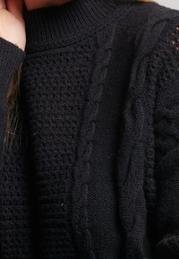 Superdry & Co Stickad tröja - black