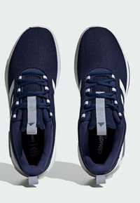 adidas Sportswear RACER TR23 - Matalavartiset tennarit - dark blue   cloud white   halo silver