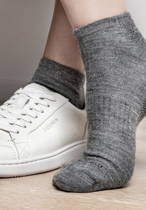 Giesswein 3 PACK - Socken - schiefer