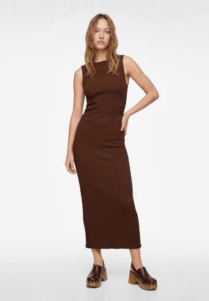 Koton, MIDI BODYCON DRESS . - Robe de jour - brown