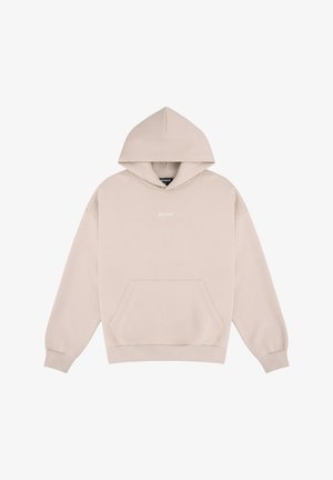 Sudadera con capucha beige con bolsillo canguro frontal y pequeño logo blanco "WRSTBHVR" en el pecho, mangas largas y puños y dobladillo acanalados.