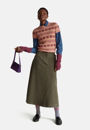 - T-shirt z nadrukiem