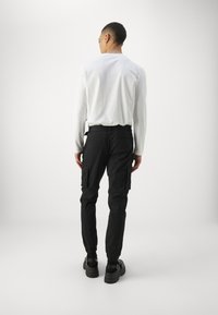Only & Sons ONSCAM STAGE BELT PANT LIFE - Kapsáče - black