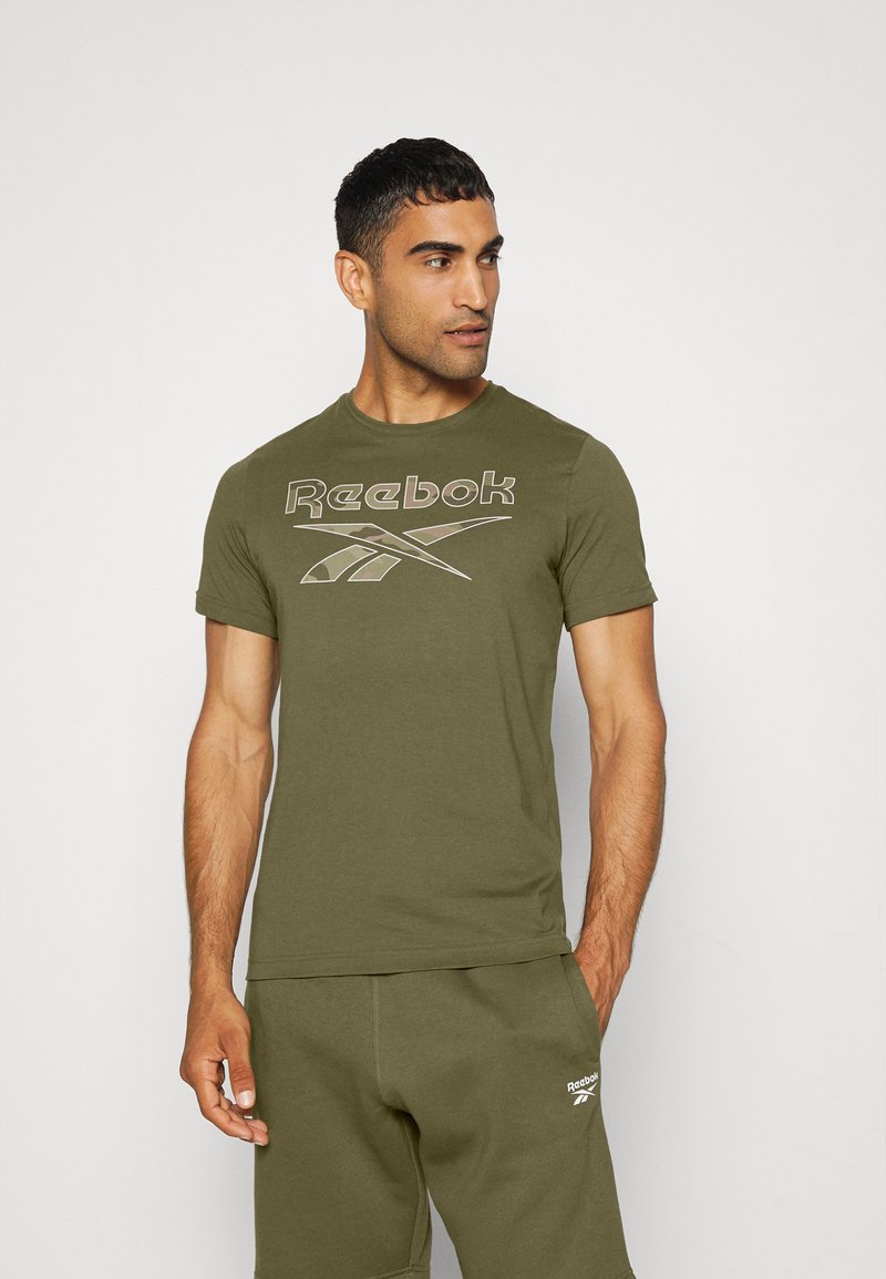 Reebok REEBOK ID CAMO TShirt print army green/khaki Zalando.ch