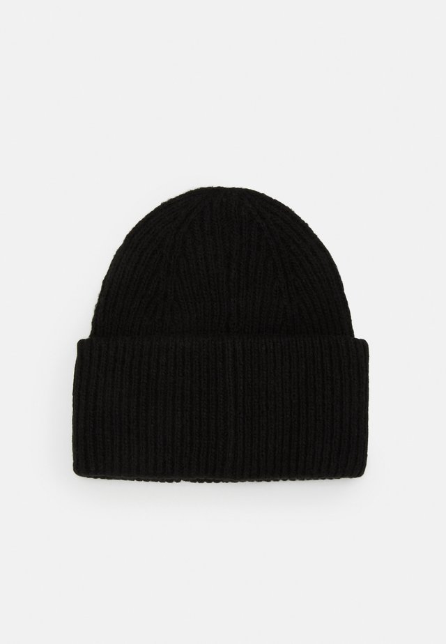 Pipo - black