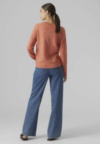 Vero Moda VMDOFFY O NECK BLOUSE - Trui - tangerine tango