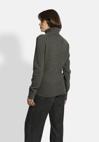 Just Cashmere LUCIE TURTLE NECK YARNS - Strickpullover - mottled anthracite