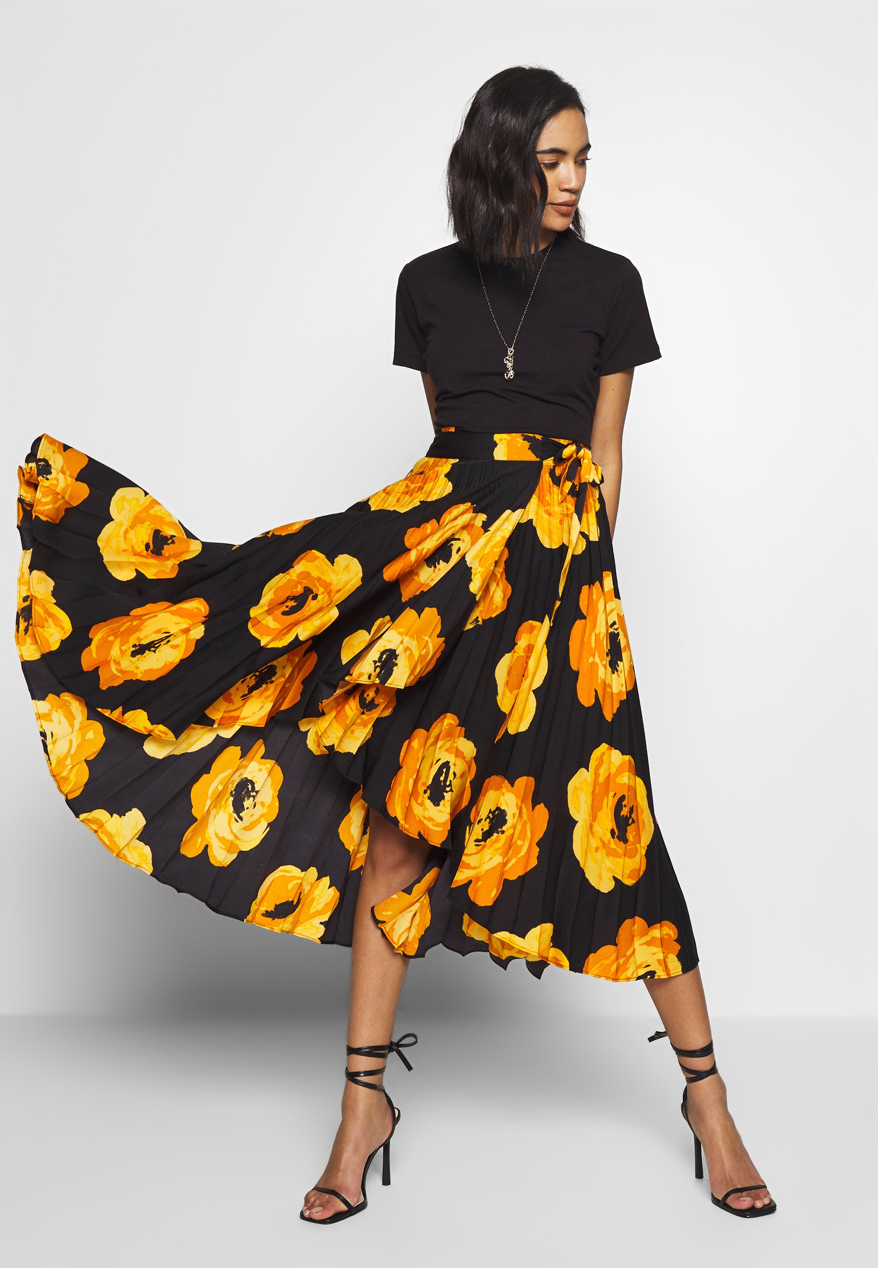 Who What Wear THE WRAP MIDI SKIRT A linjekjol black Who What Wear THE WRAP MIDI SKIRT A linjekjol black