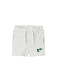 Hellgraue Sportshorts aus weichem Material, mit einem Kordelzugbund und einem grünen Krokodil-Logo-Akzent auf der unteren linken Seite.