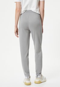 Koton POCKET DETAIL DRAWSTRING JOGGER - Trainingsbroek - grey