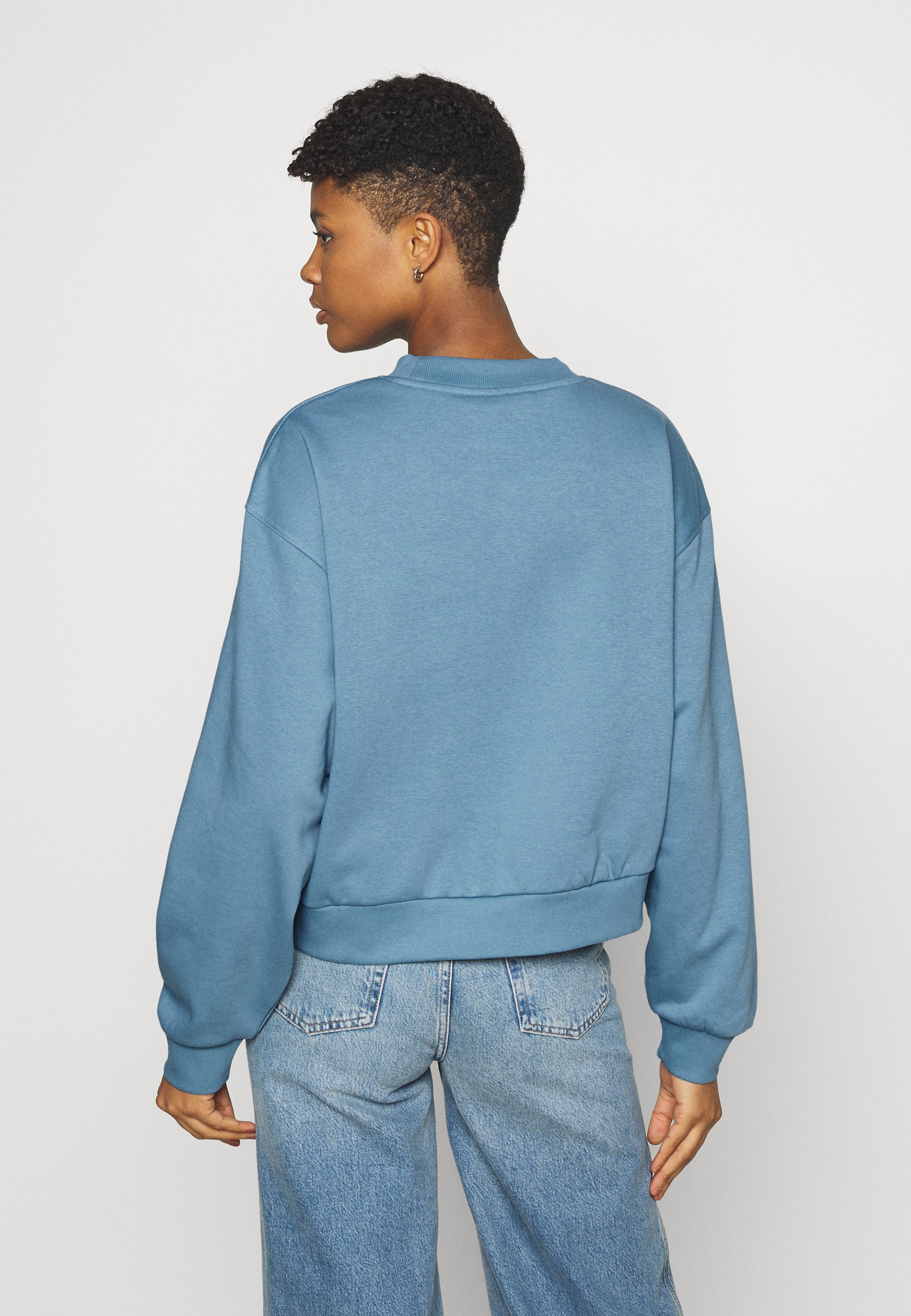 Weekday amaze sweatshirt Outlet