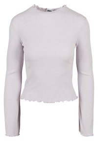 Ljuslila långärmad topp med ribbat mönster, rundad halslinning och volangnedkant. Materialet ser mjukt och elastiskt ut.