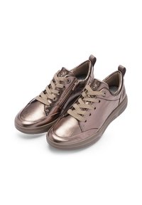 Metalen bronzen sneakers met een gladde textuur, voorzien van beige veters en een zijrits, ontworpen met een ronde neus en een gevoerd zool.